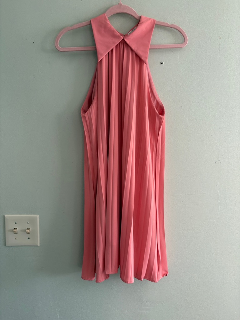 Stone flower collared sleeveless pleated dress M
